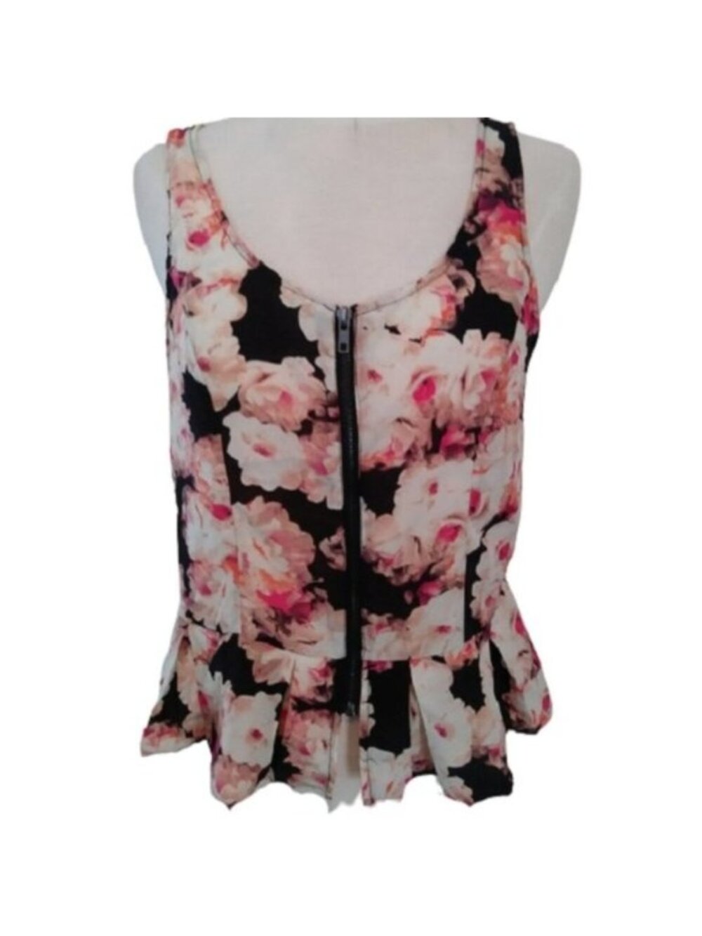 Charlotte Russe Junior's Floral Roses Zip up Top Blouse, Black/Pinks, Size M